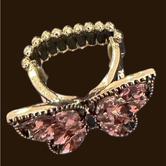 Jewelry - GORGEOUS GOLD-TONE STRETCH BUTTERFLY RING WITH PINK CRYSTALS